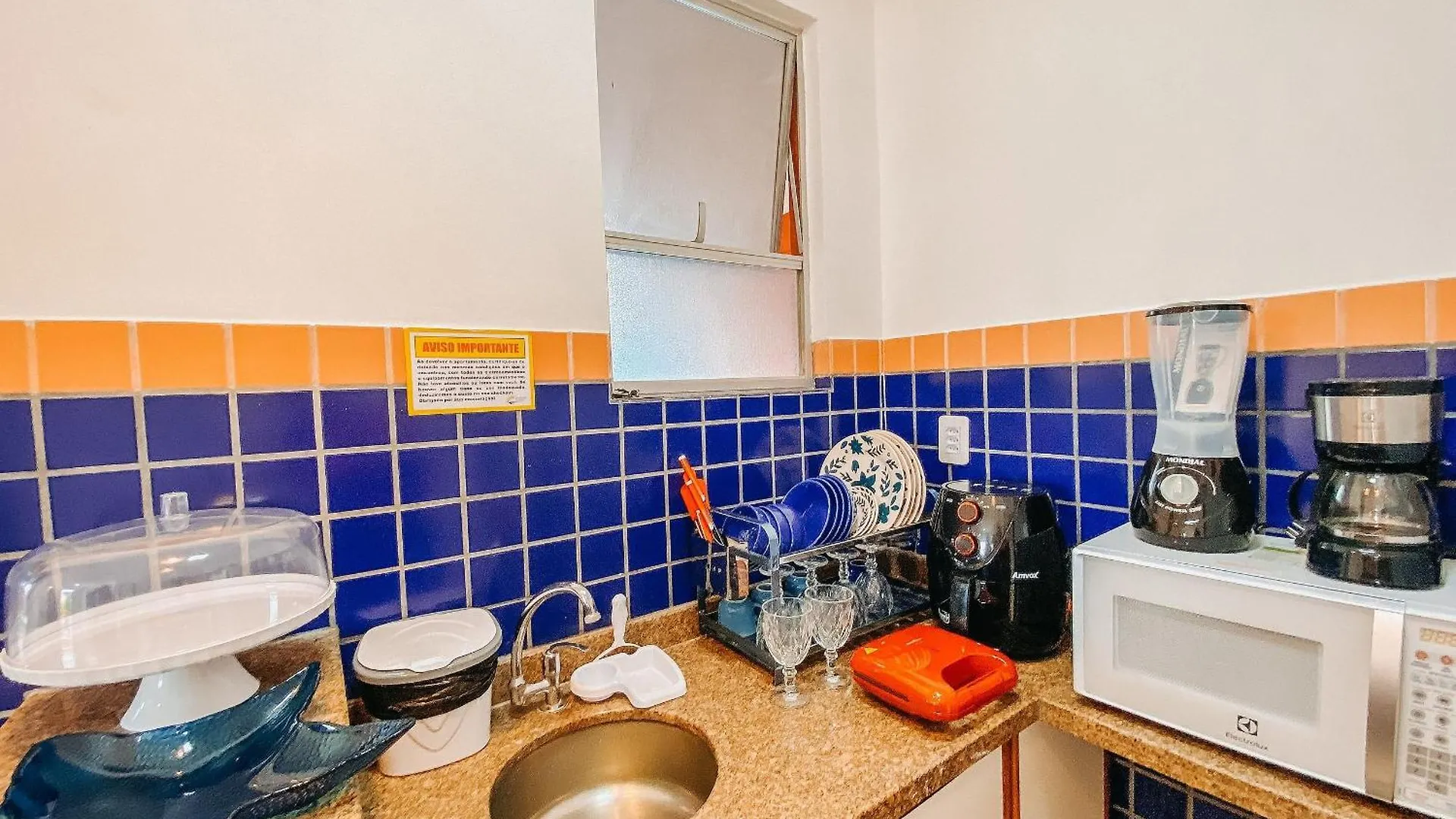 Apartament Flat Frente Praia De Taperapua, Atravessou A Rua Esta Na Praia, Com Piscina, Sauna E Cafe Da Manha Como Cortesia Porto Seguro