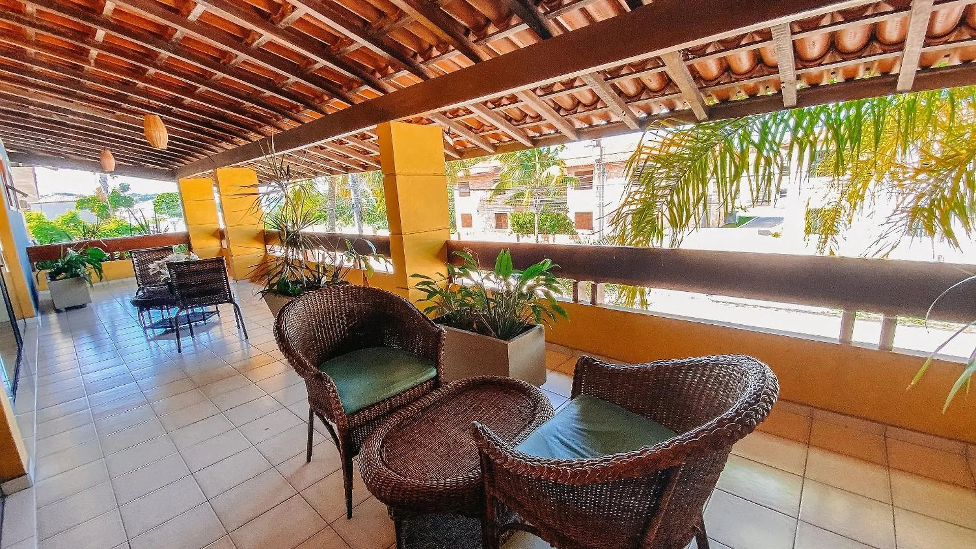 Flat Frente Praia De Taperapua, Atravessou A Rua Esta Na Praia, Com Piscina, Sauna E Cafe Da Manha Como Cortesia Porto Seguro Apartament