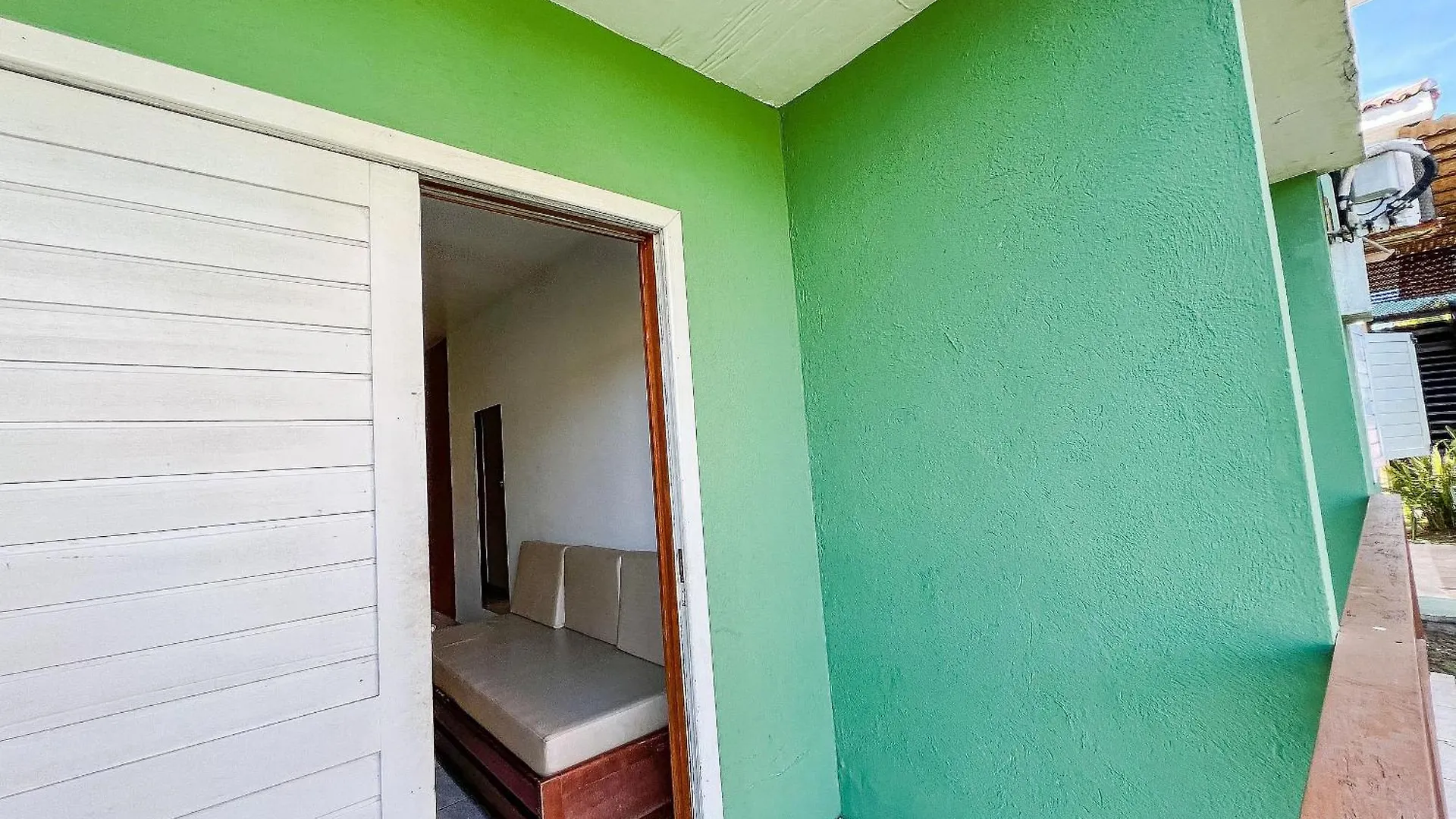 Apartament Flat Frente Praia De Taperapua, Atravessou A Rua Esta Na Praia, Com Piscina, Sauna E Cafe Da Manha Como Cortesia Porto Seguro