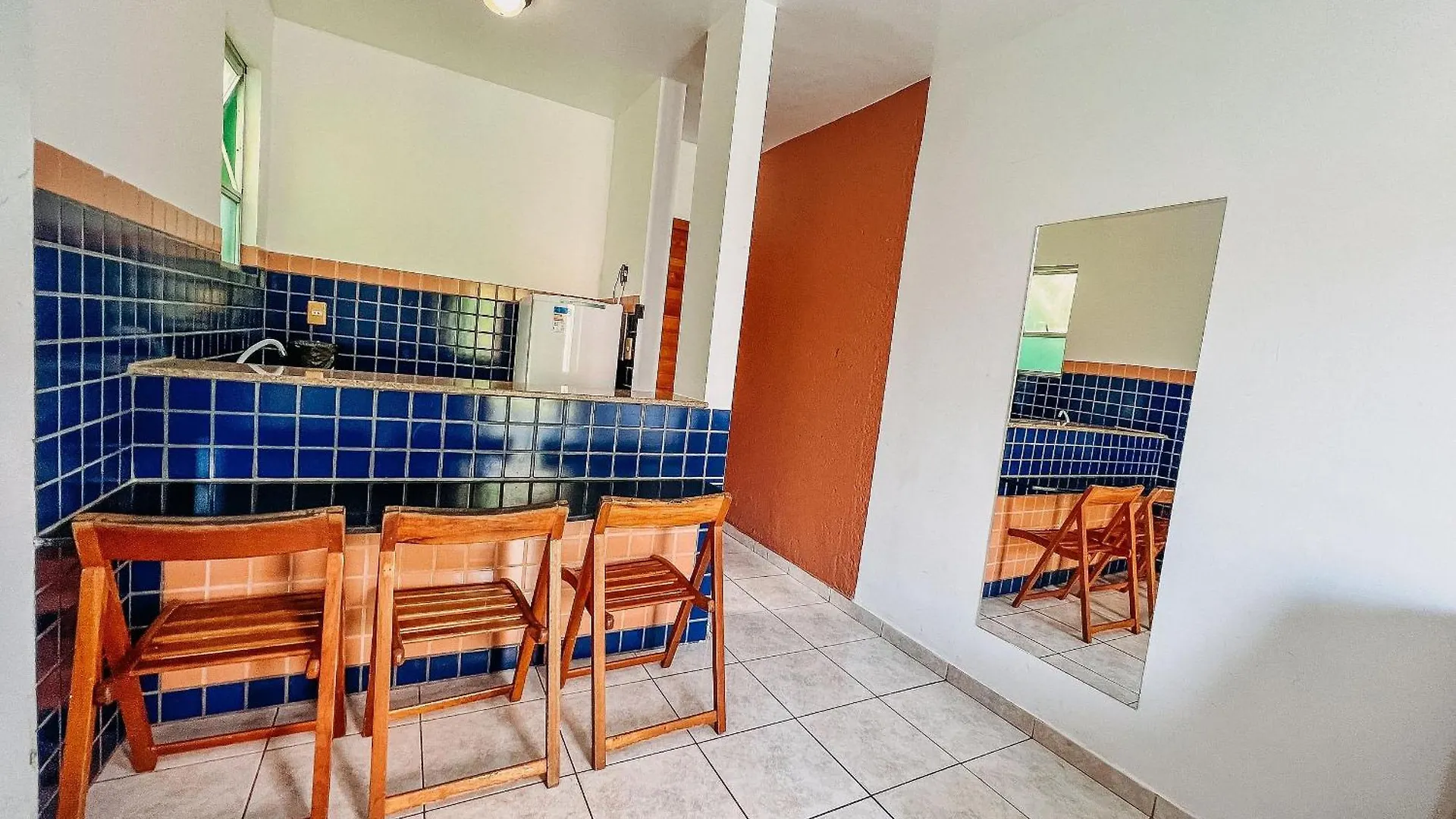 Flat Frente Praia De Taperapua, Atravessou A Rua Esta Na Praia, Com Piscina, Sauna E Cafe Da Manha Como Cortesia Porto Seguro Apartament